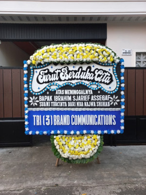 Papan Bunga Duka di Matabu